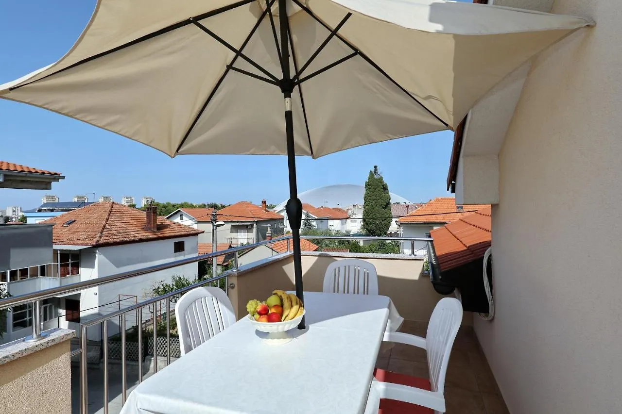 Apartments Anastazia Zadar 0*,